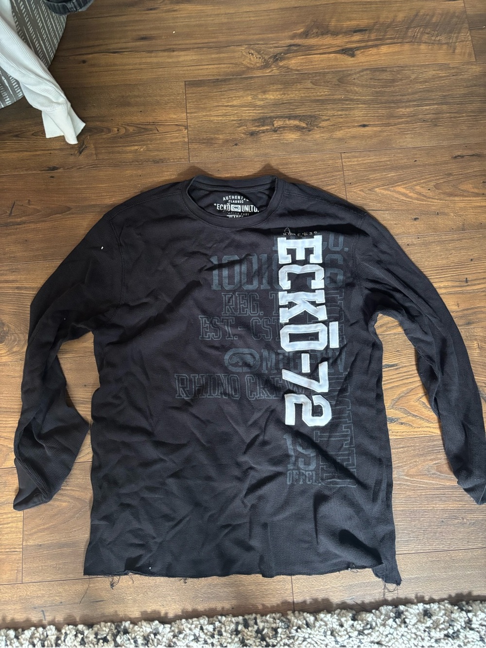 Ecko Unlimited Black Long-Sleeve Shirt with Gray ECKO-72 Graphic